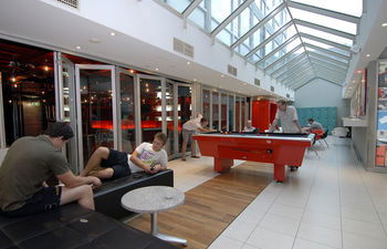 Base Backpackers Melbourne Hostel - Accommodation China 10