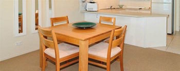 Peninsular Beachfront Resort - Accommodation China 37