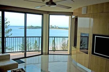 Peninsular Beachfront Resort - Accommodation China 42