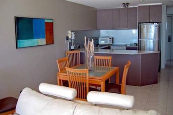 Peninsular Beachfront Resort - Accommodation China 48