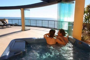 Peninsular Beachfront Resort - Accommodation China 76