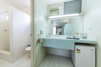 Best Western Melbourne's Princes Park Motor Inn - Accommodation China 38