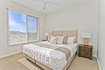 Caves Beachside Hotel - Accommodation Asia 22