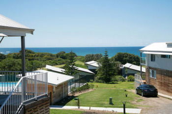 Caves Beachside Hotel - Accommodation Asia 30