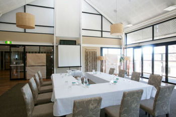 Caves Beachside Hotel - Accommodation Asia 49
