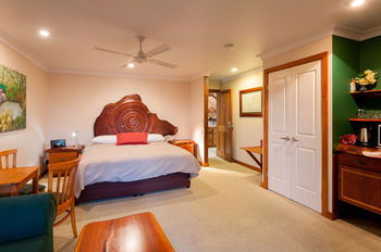 Artisan Spa Views - Accommodation China 16