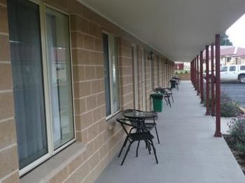 Black Gold Motel - Accommodation Asia 5
