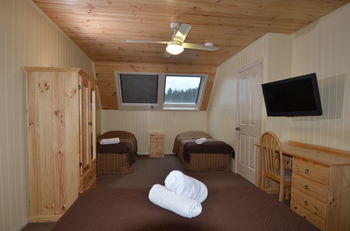 Black Gold Motel - Accommodation Asia 21