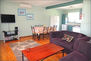 Paradise Bungalow - Accommodation China 1