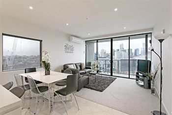 Docklands Private Collection Of Apartments - NewQuay - Accommodation Asia 3