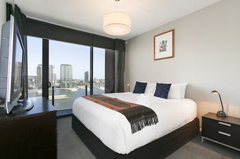 Docklands Private Collection Of Apartments - NewQuay - Accommodation Asia 17