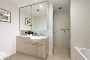 Docklands Private Collection Of Apartments - NewQuay - Accommodation Asia 53