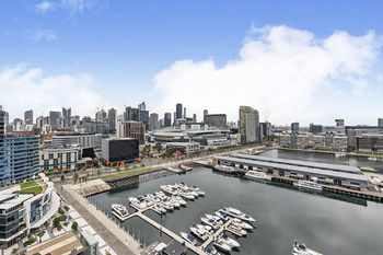 Docklands Private Collection Of Apartments - NewQuay - Accommodation Asia 56