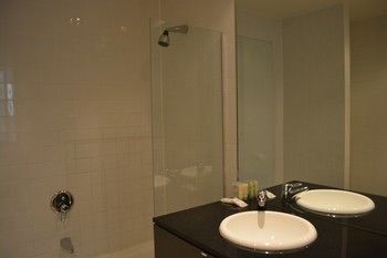 Melbourne City Stays - Accommodation Asia 50