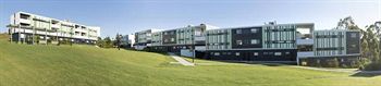 Western Sydney University Village-Campbelltown Campus - Accommodation Guide 1