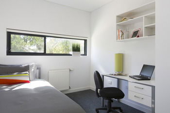Western Sydney University Village-Campbelltown Campus - Accommodation Guide 4