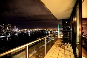 ACD Apartments - Accommodation Guide 14