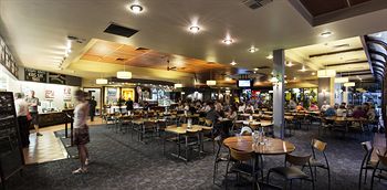 Matthew Flinders Hotel - Accommodation Guide 18