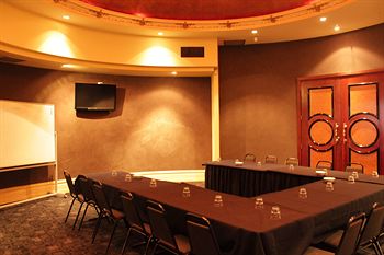 Matthew Flinders Hotel - Accommodation Guide 24