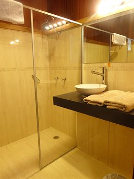 Casuarina Estate - Accommodation China 2