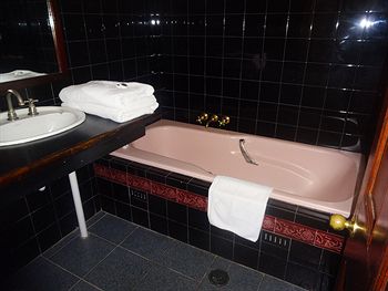 Casuarina Estate - Accommodation China 4