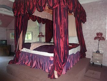 Casuarina Estate - Accommodation China 12