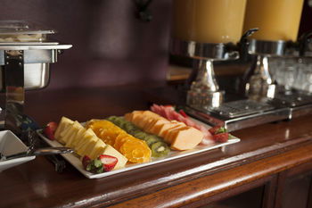 Colonial Terrace Motor Inn - Accommodation Guide 8