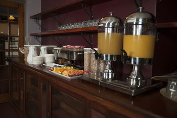 Colonial Terrace Motor Inn - Accommodation Guide 10