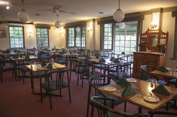 Colonial Terrace Motor Inn - Accommodation Guide 13