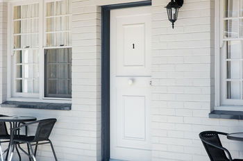 Colonial Terrace Motor Inn - Accommodation Guide 17