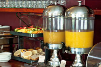 Colonial Terrace Motor Inn - Accommodation Guide 33