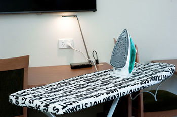 Colonial Terrace Motor Inn - Accommodation Guide 37