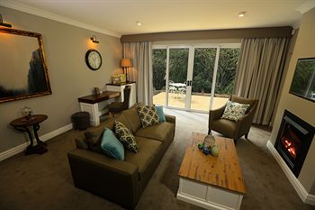 Parklands Country Gardens And Lodges - Accommodation China 18