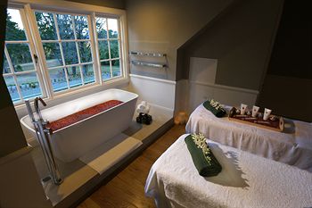 Parklands Country Gardens And Lodges - Accommodation China 29