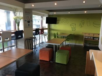 Ibis Budget Campbelltown - Accommodation China 3