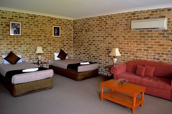 Airport Motel Sir Francis Drake - Accommodation Asia 23
