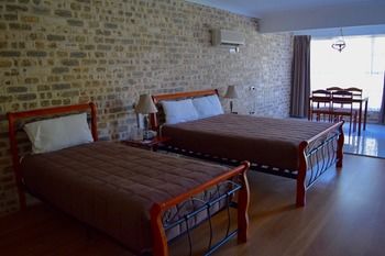 Airport Motel Sir Francis Drake - Accommodation Asia 27