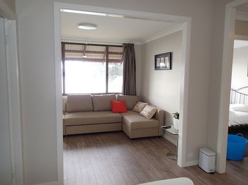 Dungowan Waterfront Apartments - Accommodation China 9