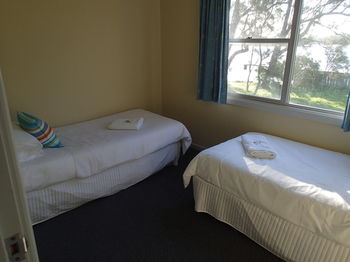 Dungowan Waterfront Apartments - Accommodation China 27