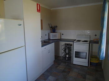 Dungowan Waterfront Apartments - Accommodation China 33