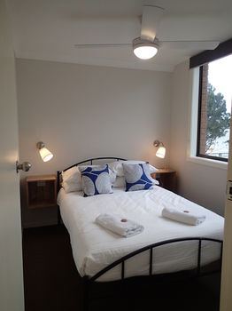 Dungowan Waterfront Apartments - Accommodation China 89