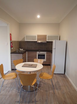 Dungowan Waterfront Apartments - Accommodation China 136