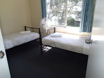 Dungowan Waterfront Apartments - Accommodation China 184