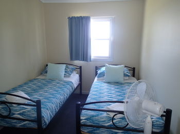 Dungowan Waterfront Apartments - Accommodation China 198