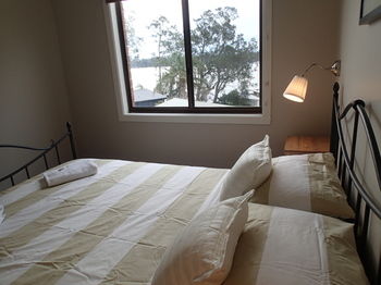 Dungowan Waterfront Apartments - Accommodation China 206