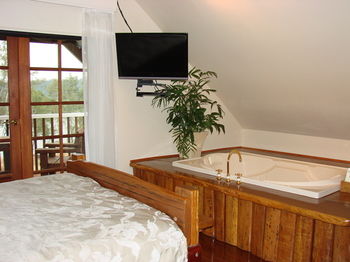 Clarence River Bed & Breakfast - Accommodation Guide 5