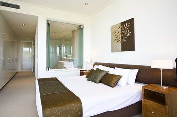 White Shells Luxury Apartments - Accommodation Asia 2