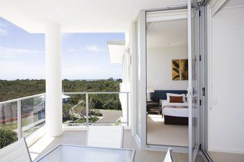 White Shells Luxury Apartments - Accommodation Asia 15