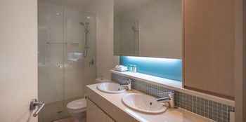 White Shells Luxury Apartments - Accommodation Asia 41