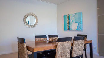 White Shells Luxury Apartments - Accommodation Asia 54
